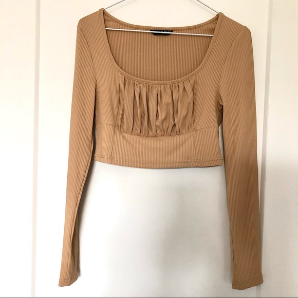 Beige Ruched Long Sleeved Tee🏷✨ - Picture 5 of 5